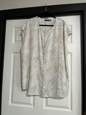 Apt 9 White & Tan Printed Sleeveless Blouse
